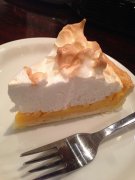 Lemon and meringue tart