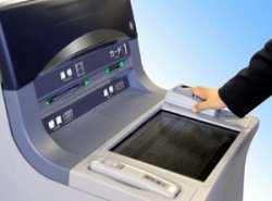 生体情報 生体認証 biometric sensor atm japan