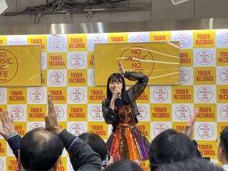 Emiri KANOU in-store @ Tower Records Shinjuku