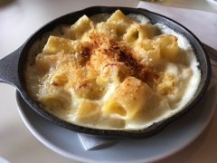 Mac 'n' cheese @ Good Meals Shop, Shibuya